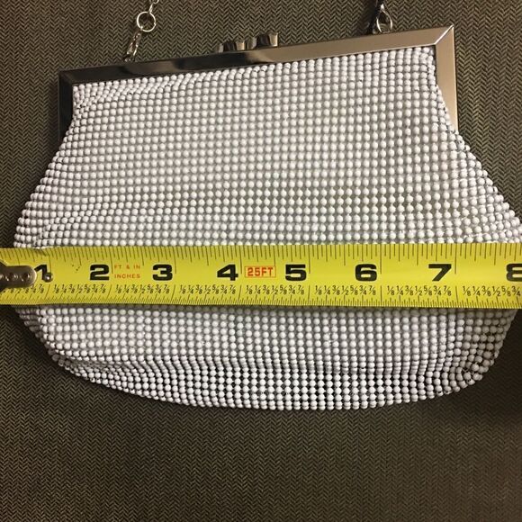 LA REGALE BRAND NEW COIN PURSE - Picture 5 of 6